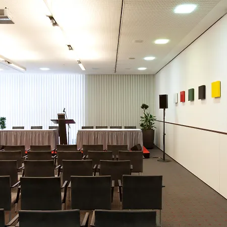 Vienna House Easy By Wyndham Hotel