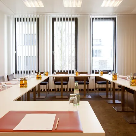 Vienna House Easy By Wyndham Vaihingen 4*