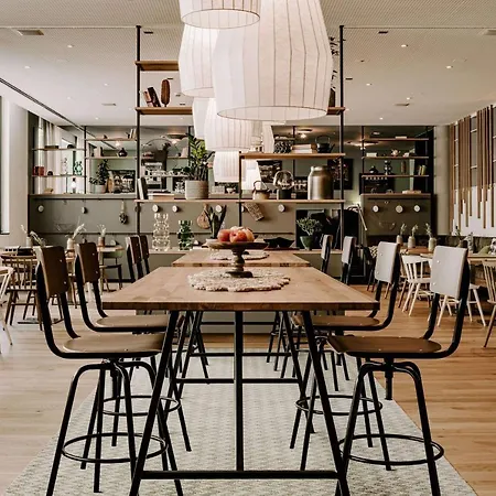 Vienna House Easy By Wyndham Hotel