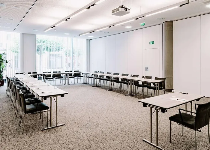 Hotel Vienna House Easy By Wyndham Vaihingen 4*