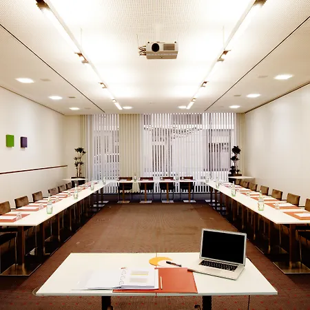 Vienna House Easy By Wyndham 4* Stuttgart