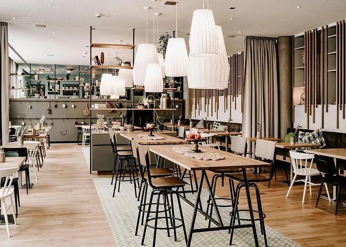 호텔 Vienna House Easy By Wyndham Vaihingen 4*