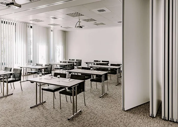 Vienna House Easy By Wyndham Vaihingen Szálloda Stuttgart