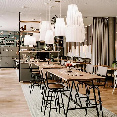 Hotel Vienna House Easy By Wyndham Vaihingen 4*