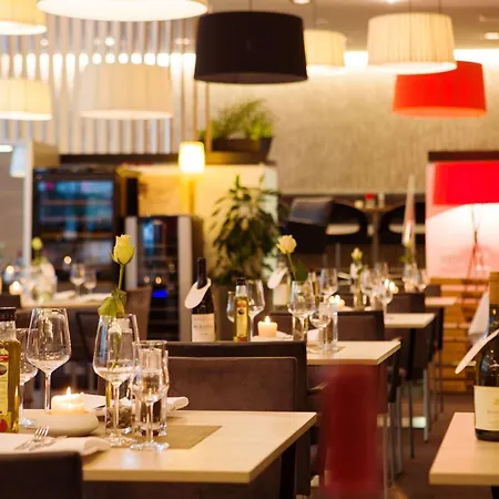 Vienna House Easy By Wyndham Vaihingen Hotel 4*